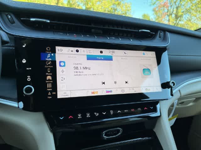 2027 Jeep Grand Cherokee GRAND CHEROKEE LIMITED 4X4