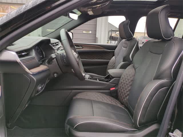 2025 Jeep Grand Cherokee GRAND CHEROKEE SUMMIT 4X4