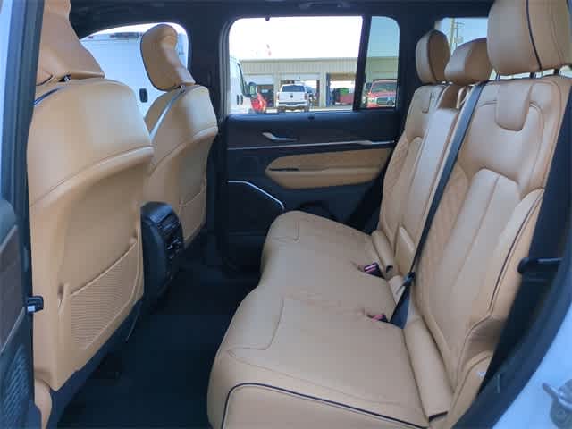 2025 Jeep Grand Cherokee GRAND CHEROKEE SUMMIT 4X4