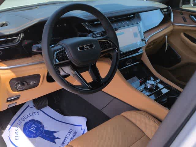 2026 Jeep Grand Cherokee Summit
