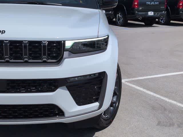 2026 Jeep Grand Cherokee Summit