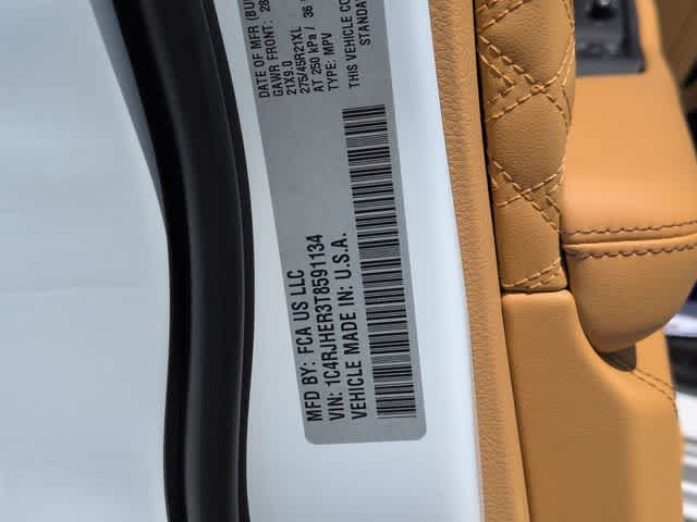 2026 Jeep Grand Cherokee Summit