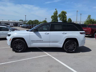 2026 Jeep Grand Cherokee Summit