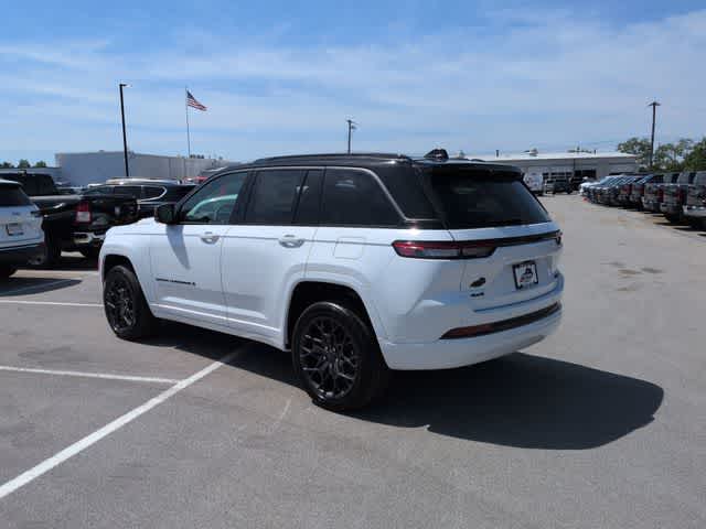 2026 Jeep Grand Cherokee Summit
