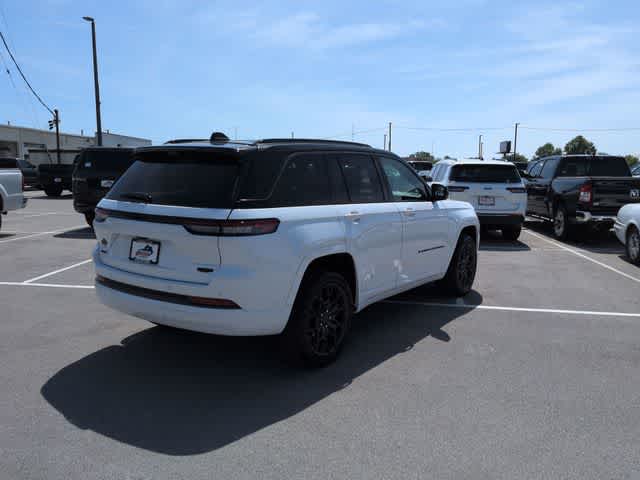 2026 Jeep Grand Cherokee Summit