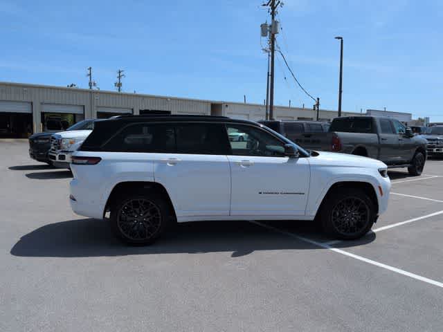2026 Jeep Grand Cherokee Summit