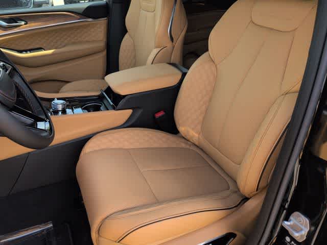 2026 Jeep Grand Cherokee GRAND CHEROKEE SUMMIT 4X4