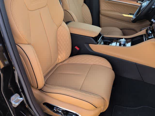 2026 Jeep Grand Cherokee GRAND CHEROKEE SUMMIT 4X4