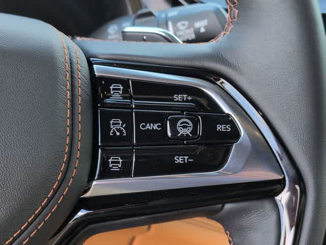 2026 Jeep Grand Cherokee GRAND CHEROKEE SUMMIT 4X4
