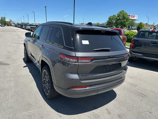 2026 Jeep Grand Cherokee Summit