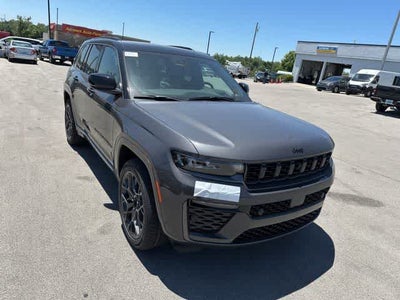 2026 Jeep Grand Cherokee Summit