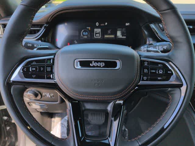 2026 Jeep Grand Cherokee GRAND CHEROKEE SUMMIT 4X4