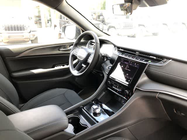 2026 Jeep Grand Cherokee GRAND CHEROKEE L LAREDO X 4X4