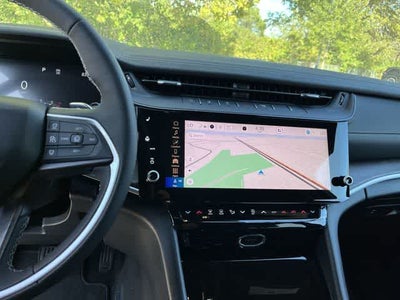 2027 Jeep Grand Cherokee Laredo Altitude