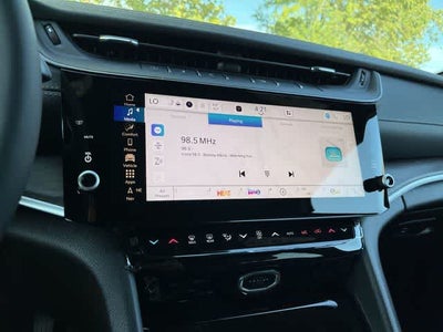 2027 Jeep Grand Cherokee Laredo Altitude