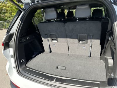 2027 Jeep Grand Cherokee Laredo Altitude