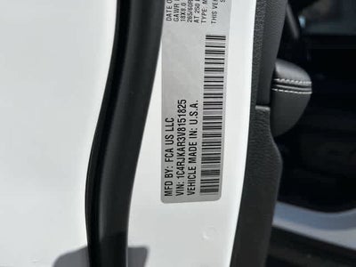 2027 Jeep Grand Cherokee Laredo Altitude