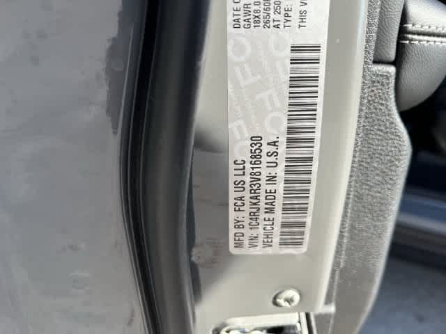 2027 Jeep Grand Cherokee GRAND CHEROKEE L LAREDO ALTITUDE 4X4