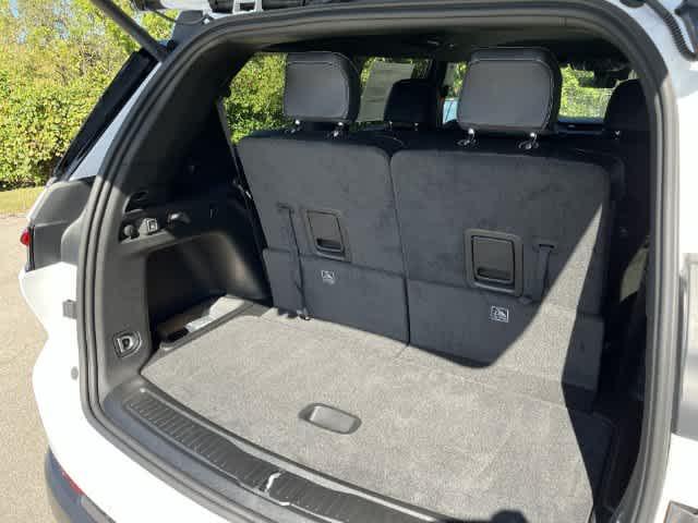 2027 Jeep Grand Cherokee GRAND CHEROKEE L LAREDO ALTITUDE 4X4