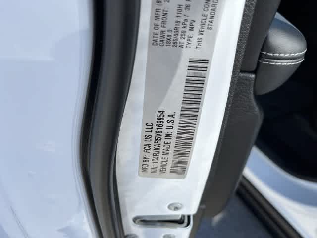 2027 Jeep Grand Cherokee GRAND CHEROKEE L LAREDO ALTITUDE 4X4