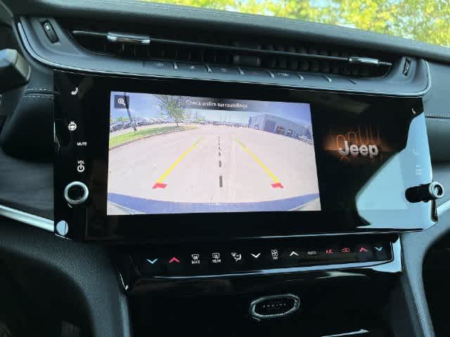 2027 Jeep Grand Cherokee GRAND CHEROKEE L LAREDO ALTITUDE 4X4