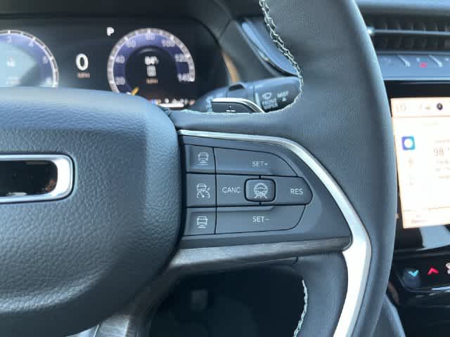 2027 Jeep Grand Cherokee GRAND CHEROKEE L LAREDO ALTITUDE 4X4