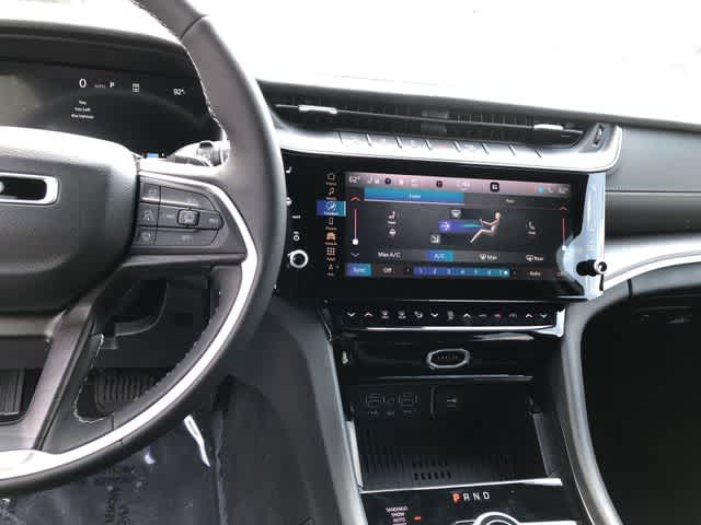 2026 Jeep Grand Cherokee GRAND CHEROKEE L LAREDO ALTITUDE 4X4