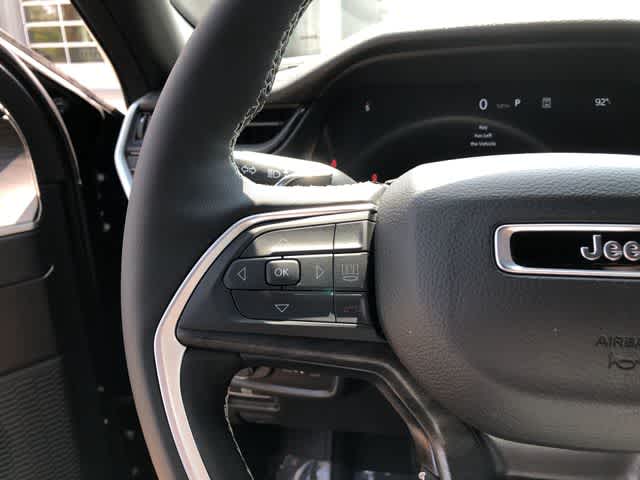 2026 Jeep Grand Cherokee GRAND CHEROKEE L LAREDO ALTITUDE 4X4
