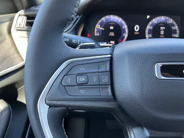 2027 Jeep Grand Cherokee GRAND CHEROKEE L LIMITED RESERVE 4X4