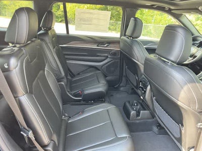 2027 Jeep Grand Cherokee Limited