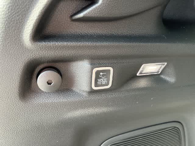 2027 Jeep Grand Cherokee GRAND CHEROKEE L LIMITED 4X4