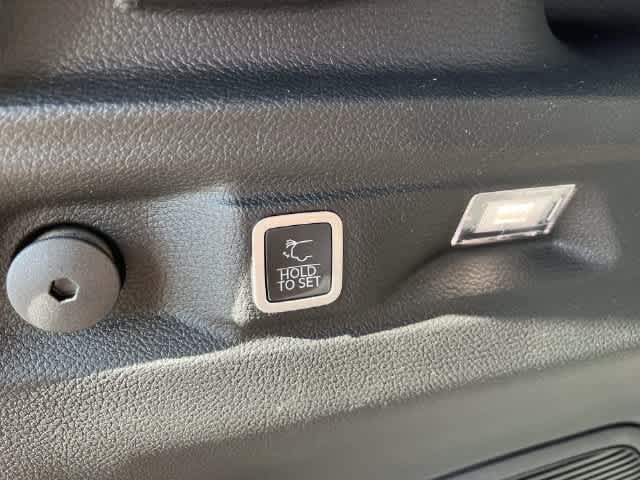 2027 Jeep Grand Cherokee GRAND CHEROKEE L LIMITED 4X4