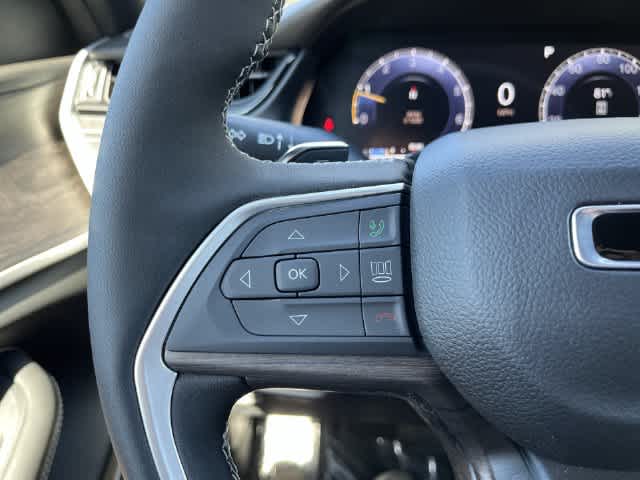 2027 Jeep Grand Cherokee GRAND CHEROKEE L LIMITED RESERVE 4X4