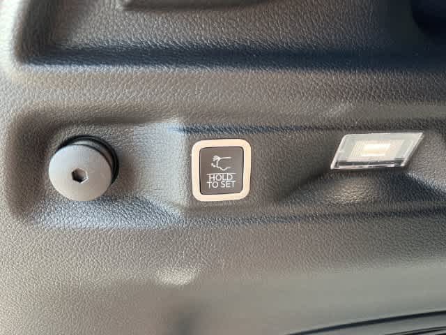 2027 Jeep Grand Cherokee GRAND CHEROKEE L LIMITED 4X4