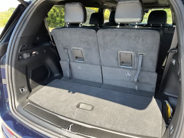 2027 Jeep Grand Cherokee GRAND CHEROKEE L LIMITED RESERVE 4X4