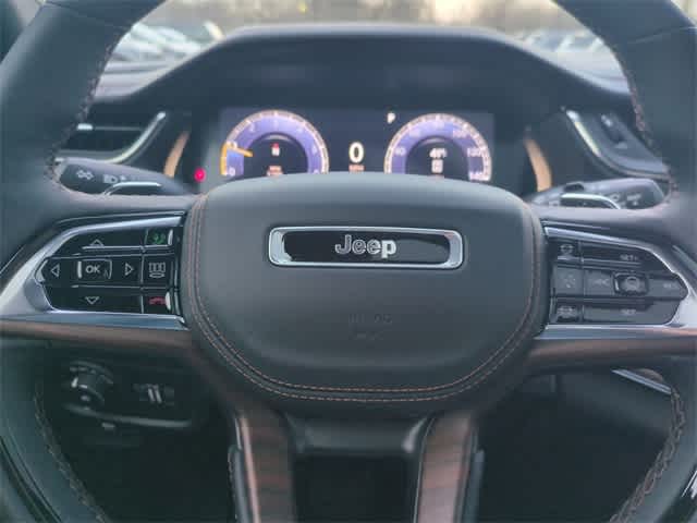 2025 Jeep Grand Cherokee GRAND CHEROKEE L SUMMIT 4X4