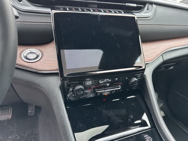 2025 Jeep Grand Cherokee GRAND CHEROKEE L SUMMIT 4X4