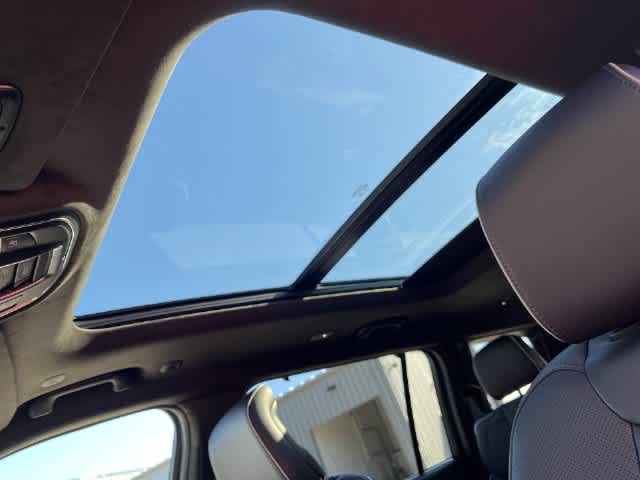 2027 Jeep Grand Cherokee GRAND CHEROKEE L SUMMIT 4X4