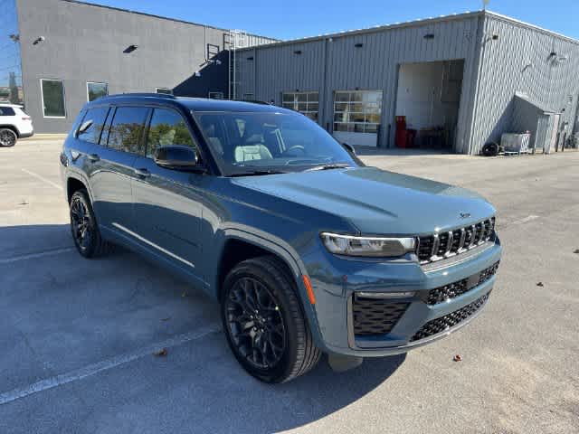 2027 Jeep Grand Cherokee GRAND CHEROKEE L SUMMIT 4X4