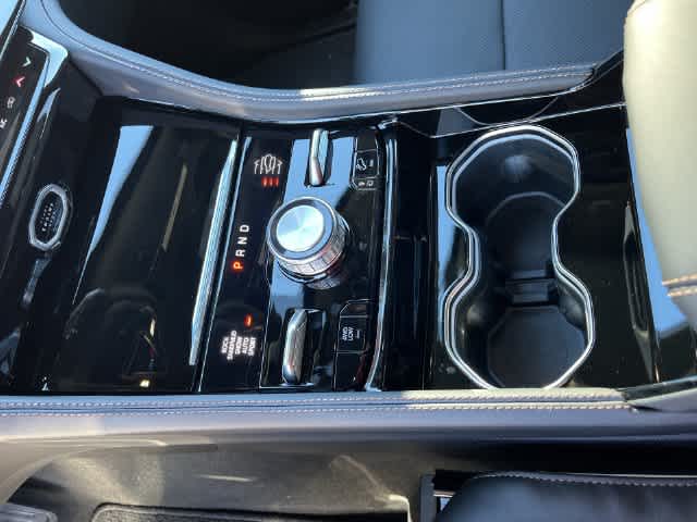 2027 Jeep Grand Cherokee GRAND CHEROKEE L SUMMIT 4X4
