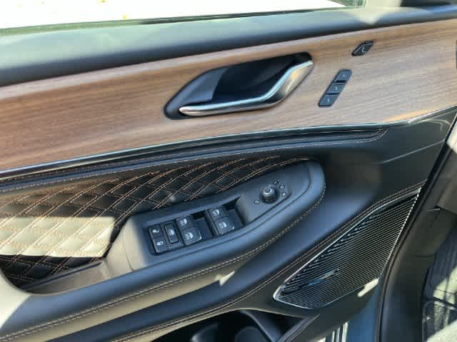 2027 Jeep Grand Cherokee GRAND CHEROKEE L SUMMIT 4X4