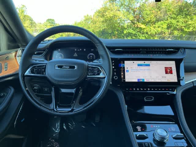 2027 Jeep Grand Cherokee GRAND CHEROKEE L SUMMIT 4X4