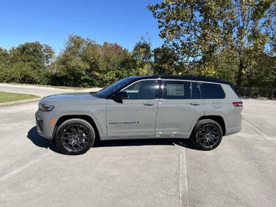2027 Jeep Grand Cherokee GRAND CHEROKEE L SUMMIT 4X4