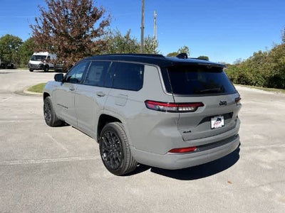 2027 Jeep Grand Cherokee GRAND CHEROKEE L SUMMIT 4X4