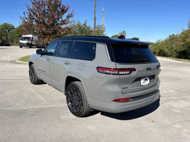 2027 Jeep Grand Cherokee GRAND CHEROKEE L SUMMIT 4X4