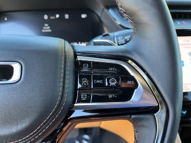 2027 Jeep Grand Cherokee GRAND CHEROKEE L SUMMIT 4X4