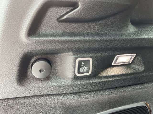 2027 Jeep Grand Cherokee GRAND CHEROKEE L SUMMIT 4X4