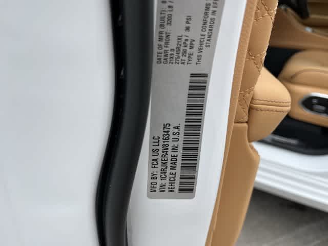 2027 Jeep Grand Cherokee GRAND CHEROKEE L SUMMIT 4X4