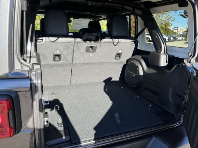 2027 Jeep Wrangler WRANGLER 4-DOOR RUBICON X