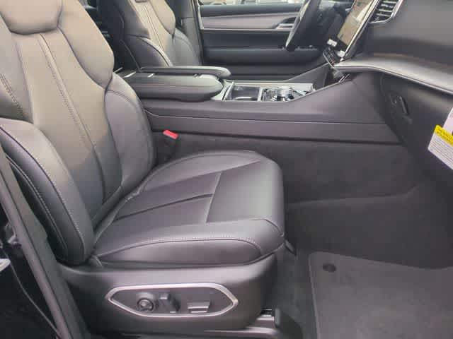 2026 Jeep Grand Wagoneer GRAND WAGONEER L LIMITED RESERVE 4X4